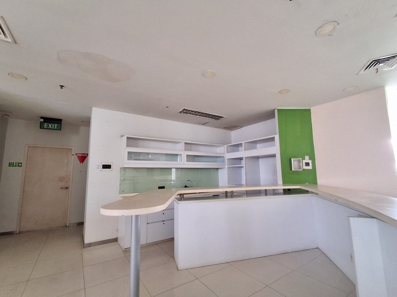 DISEWA GEDUNG SYEON LT.4-6 DI LEBAK BULUS  LOKASI SANGAT STRATEGIS