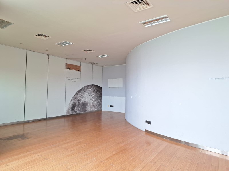 DISEWA GEDUNG SYEON LT.4-6 DI LEBAK BULUS  LOKASI SANGAT STRATEGIS