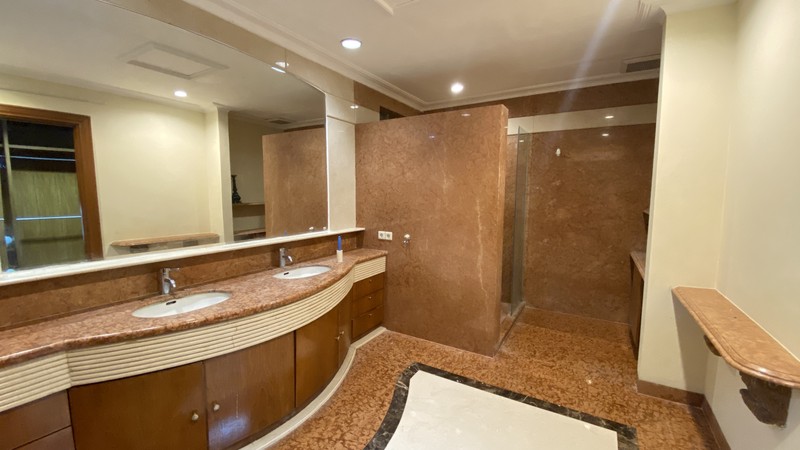 Di Jual Rumah cantik di kawasan kuningan, jakarta selatan