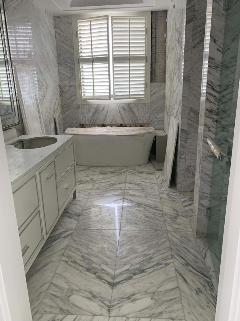 Di Jual Brand new Saint Regis Apartment di Kuningan