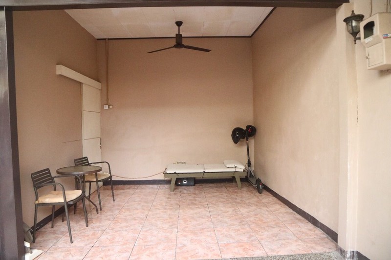 Dijual Rumah Lokasi Di Cirendeu, Tangerang Selatan