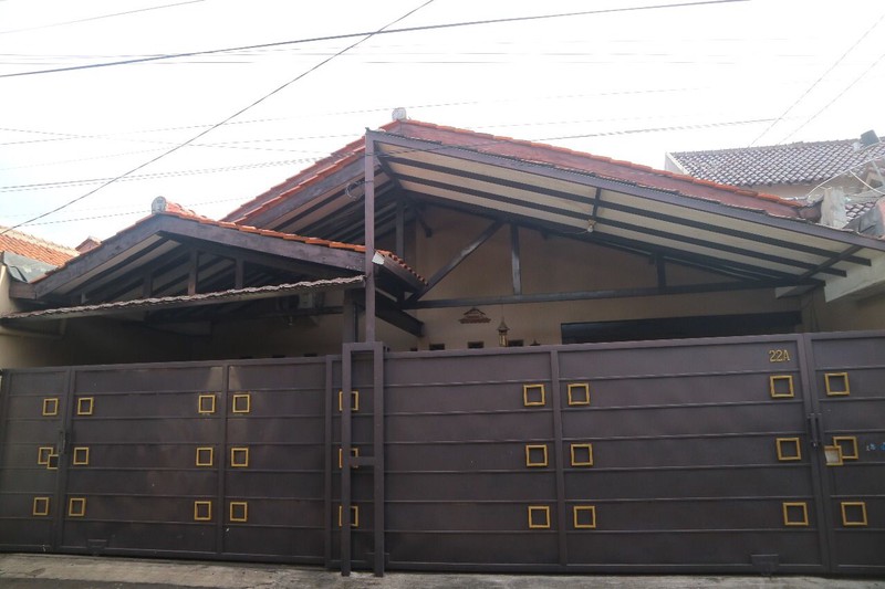 Dijual Rumah Lokasi Di Cirendeu, Tangerang Selatan