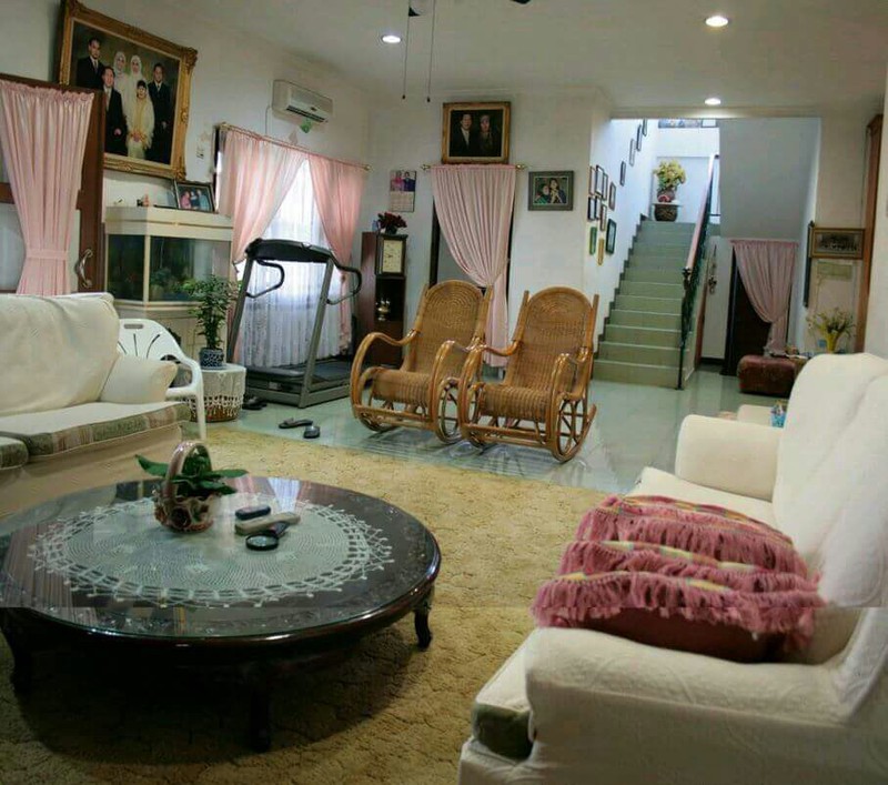 Di Jual Rumah nyaman dengan HARGA YANG MENARIK ( Di bawah harga Pasar ) di lokasi yang SANGAT STRATEGIS