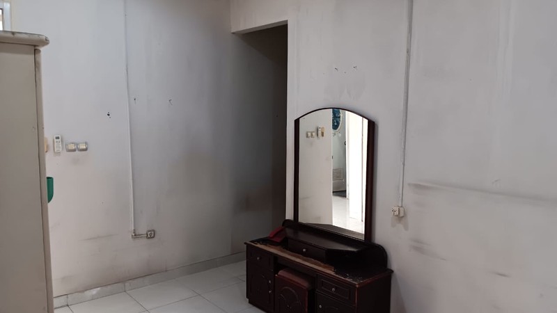 Rumah 2 Lantai Lokasi Strategis  siap huni di Bintaro Sektor 3