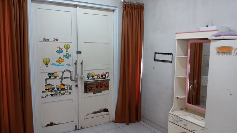 Rumah 2 Lantai Lokasi Strategis  siap huni di Bintaro Sektor 3