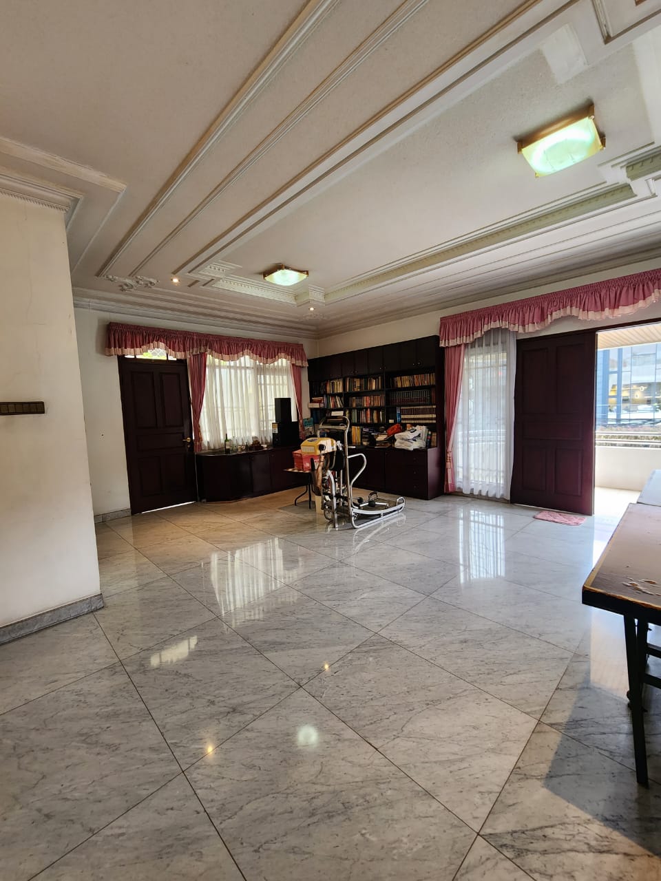 DI JUAL RUMAH DILOKASI TERBAIK DIMENTENG, JAKARTA PUSAT