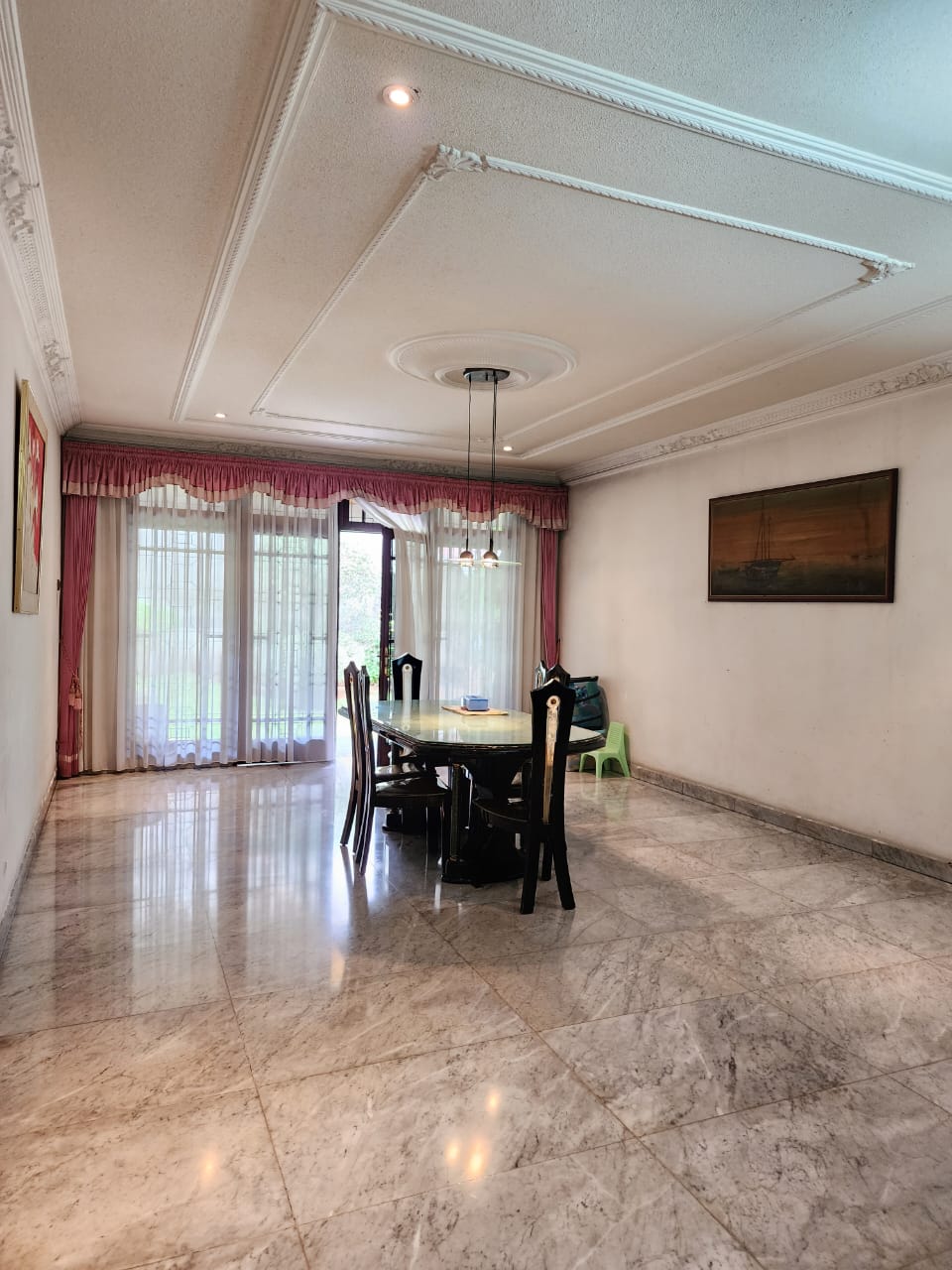 DI JUAL RUMAH DILOKASI TERBAIK DIMENTENG, JAKARTA PUSAT