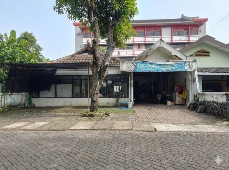 Rumah Dijual di Ketintang