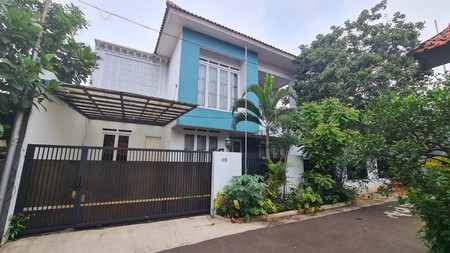 Rumah Modern dalam Komplek Pondok Labu, Jaksel