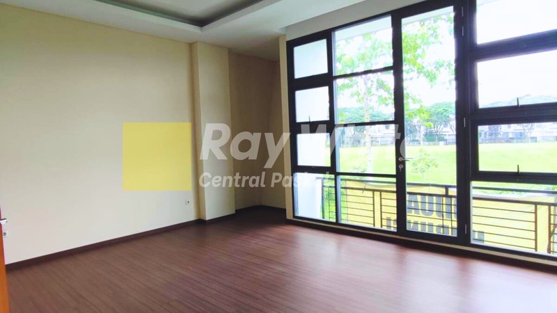 Rumah Cantik di Kumala Shinta Kota Baru Parahyangan