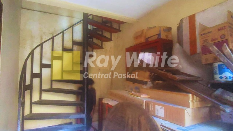 Rumah Ruang Usaha dan Kosan di Mainroad Cihampelas Bandung