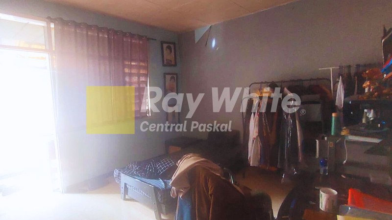 Rumah Ruang Usaha dan Kosan di Mainroad Cihampelas Bandung