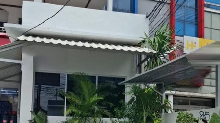 Ruko Siap Pakai dan Lokasi Strategis Pinggir Jalan Raya