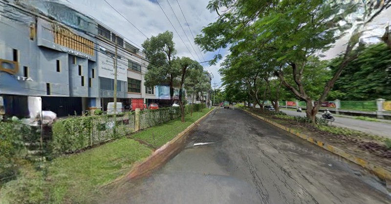 Disewakan Ruko Plaza Segi 8 Sukomanunggal Surabaya Barat Dekat Sekolah Iph, Pasar Modern Puncak Permai, Raya Darmo Permai - Parkiran Luas - Cocok Buat Segala Usaha - Hadap Nol Jalan Raya Komersial Are