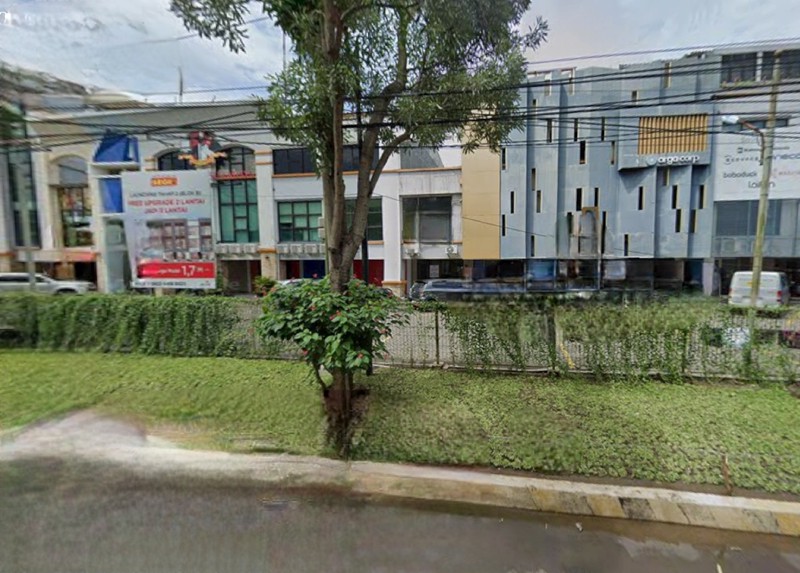 Disewakan Ruko Plaza Segi 8 Sukomanunggal Surabaya Barat Dekat Sekolah Iph, Pasar Modern Puncak Permai, Raya Darmo Permai - Parkiran Luas - Cocok Buat Segala Usaha - Hadap Nol Jalan Raya Komersial Are