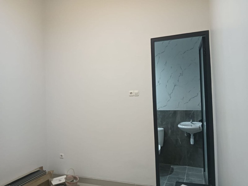 Dijual rumah di mulyosari tengah surabaya