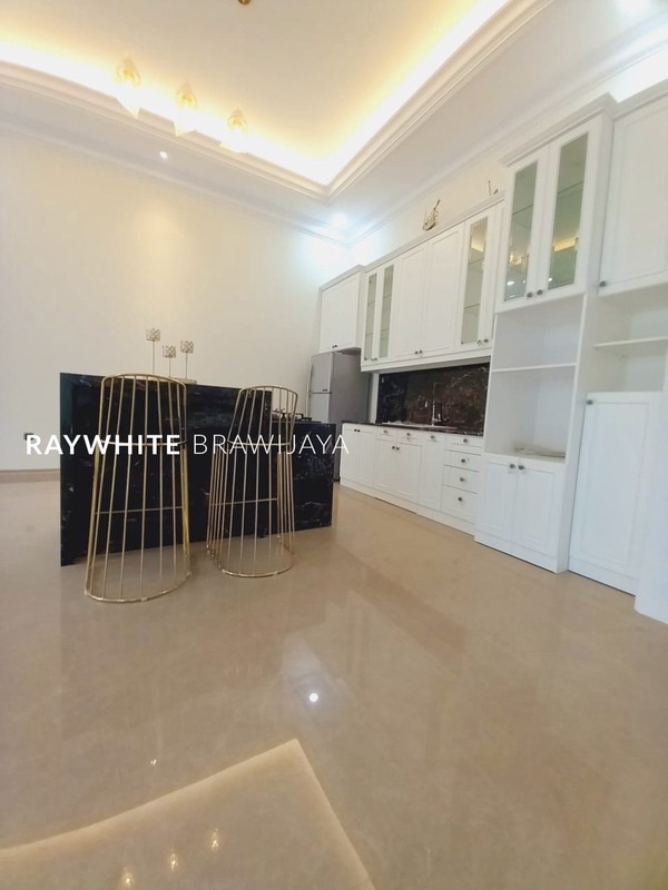 Rumah Elite Siap Huni Lingkungan Tenang Area Pondok Indah