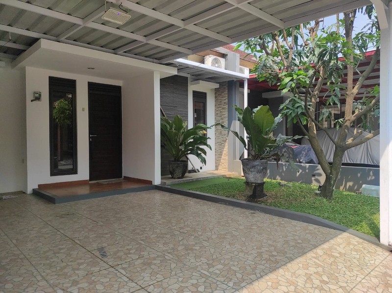 Rumah di Grand Sharon Residence Sayap Soekarno Hatta Bandung