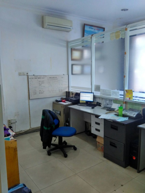 Ruko Strategis di Bulevard Hijau Harapan Indah Bekasi