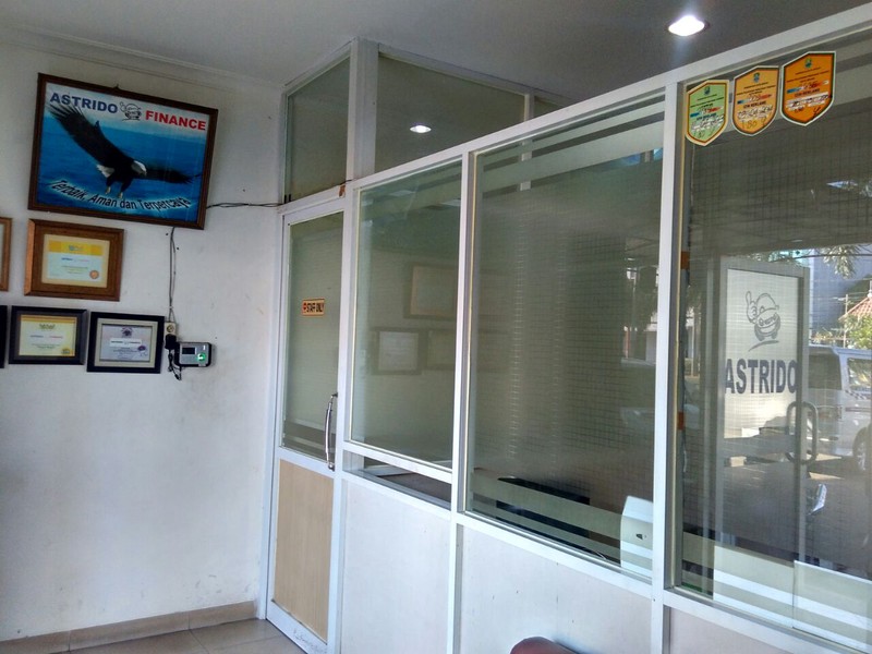 Ruko Strategis di Bulevard Hijau Harapan Indah Bekasi