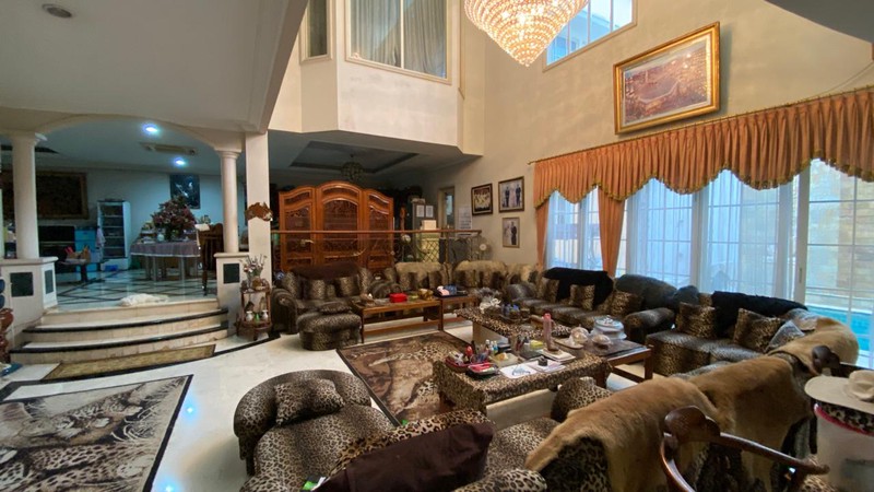 Di Jual Rumah Mewah 2 Lantai di Setia Budi