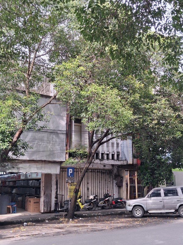 Dijual Ruko Strategis di samping jalan Jombang