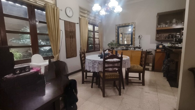 Dijual Rumah di Pondok Pinang - Lokasi Strategis dan Nyaman