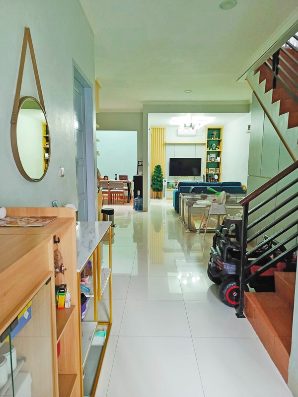 Rumah Cantik Full Furnished di Sektor 1E Gading Serpong