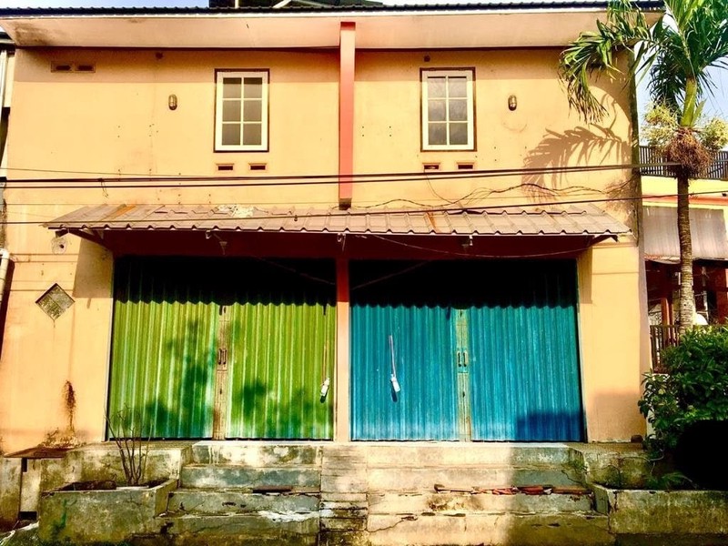 Ruko Siap Pakai dan Lokasi Strategis Pinggir Jalan Raya @Karang Tengah