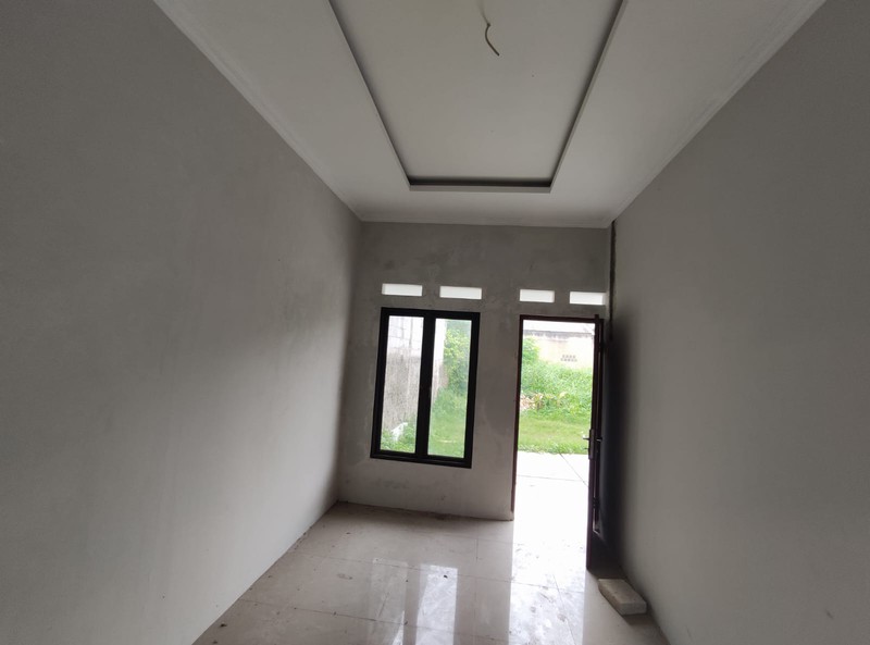 Rumah Minimalis, Brand New di Larangan