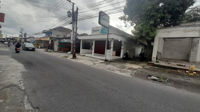 Tanah Bonus Bangunan Kost dan Rumah Lokasi Startegis Dekat Kampus Sanata Dharma - Maguwoharjo Depok Sleman 