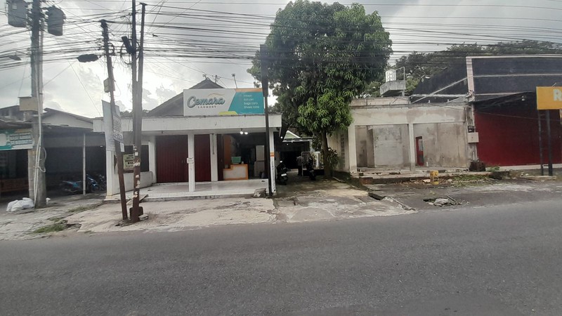 Tanah Bonus Bangunan Kost dan Rumah Lokasi Startegis Dekat Kampus Sanata Dharma - Maguwoharjo Depok Sleman 