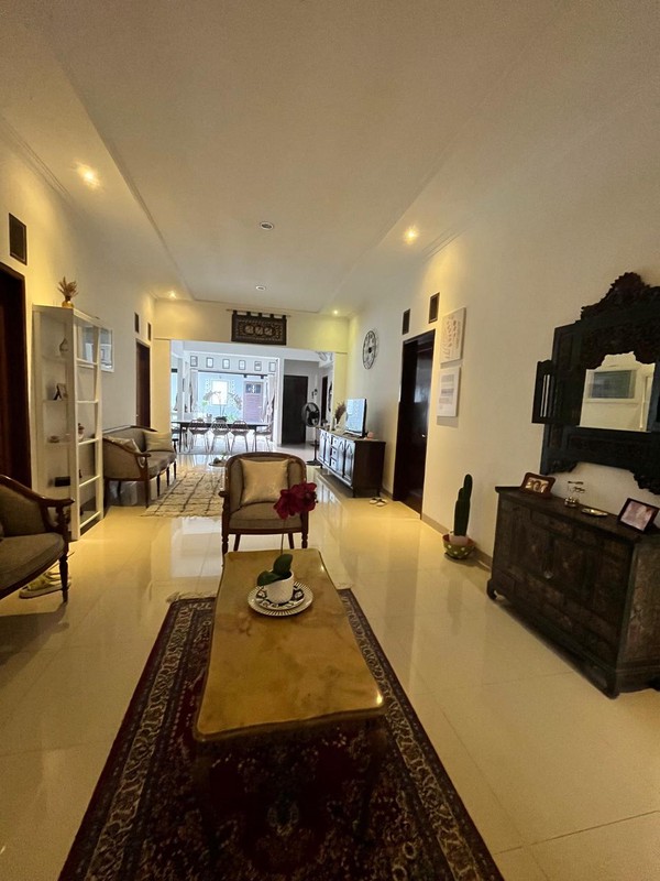 Rumah Apik Siap Huni di Bintaro Tangerang Selatan, Dekat Bintaro Plaza, STAN dan Pembangunan Jaya