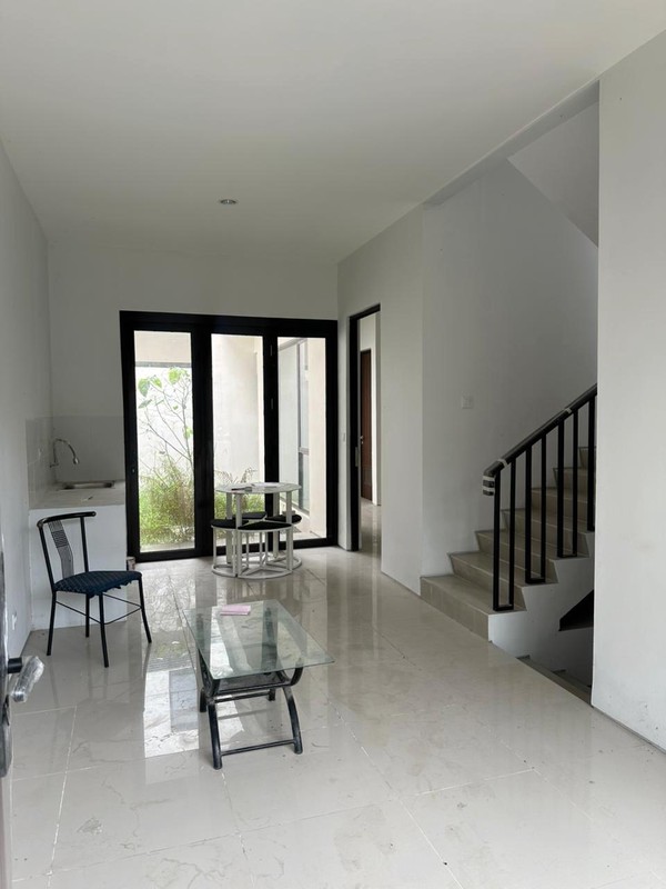 Cantik Minimalis 2lt Murah Siap Huni dalam Cluster di Cisauk Serpong.