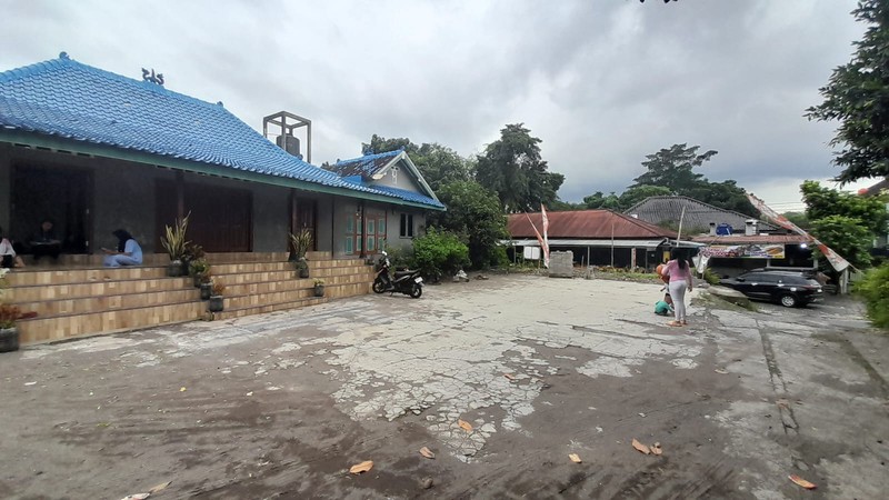 Tanah Luas 440 Meter Persegi Lokasi Strategis Dekat Jalan Jambon