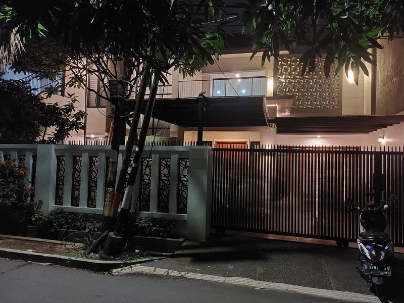 Rumah Bagus Siap Huni dan Asri di Jl MPR Dalam, Cilandak, Jakarta Selatan