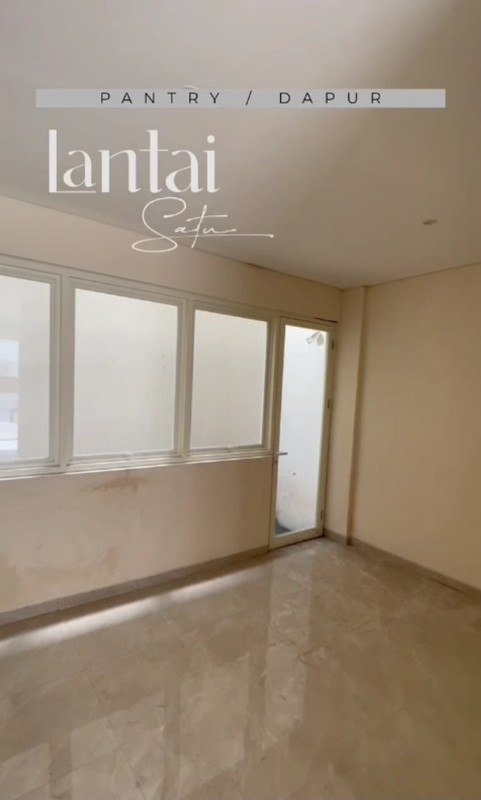 2 Milyar-an Dijual Rumah Baru Dharma Husada Indah Barat - New Modern Townhouse 3 Lantai Surabaya Timur Dekat Galaxy Mall, Unair,dan Kampus Its