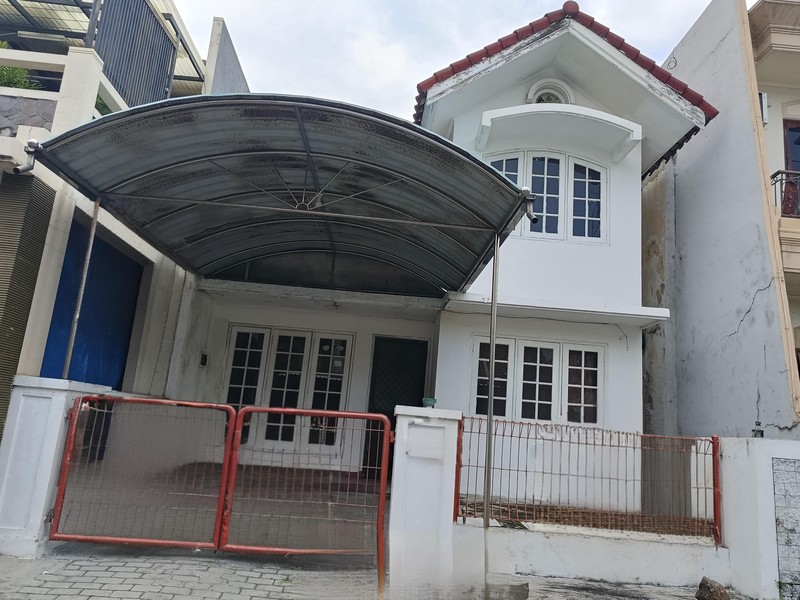 DIJUAL Rumah Siap Huni di Perum Vila Valensia  Pakuwon Indah
