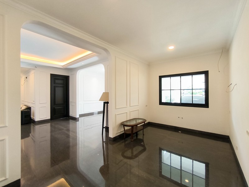 Rumah dalam cluster,ada swimming pool di Bintaro Jaya 7