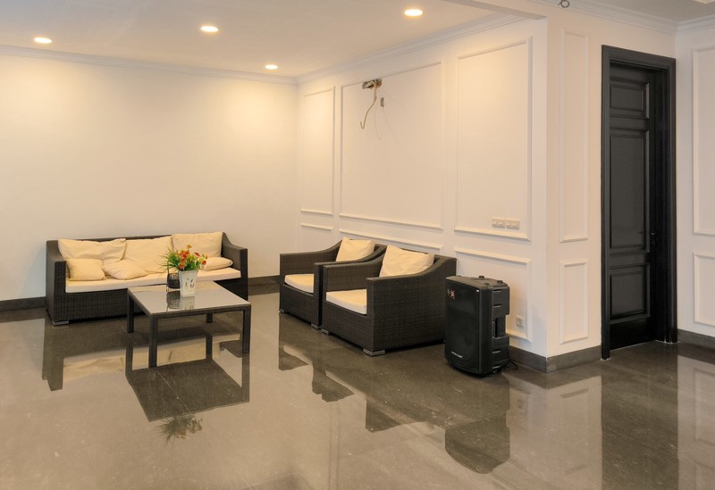 Rumah dalam cluster,ada swimming pool di Bintaro Jaya 7