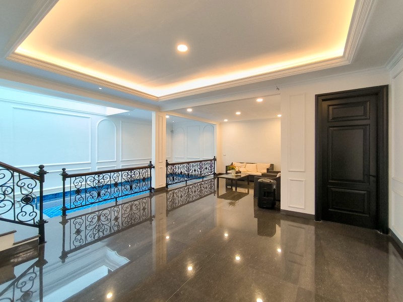 Rumah dalam cluster,ada swimming pool di Bintaro Jaya 7