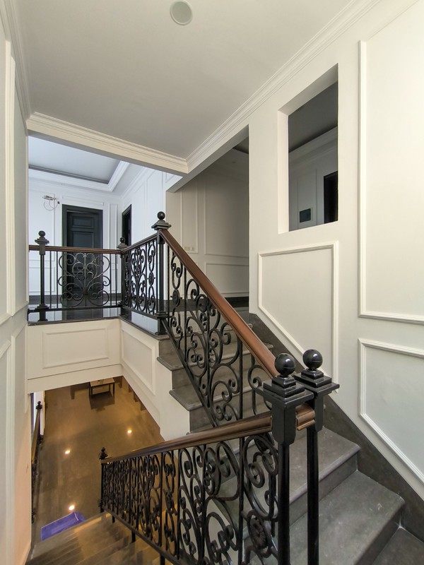 Rumah dalam cluster,ada swimming pool di Bintaro Jaya 7