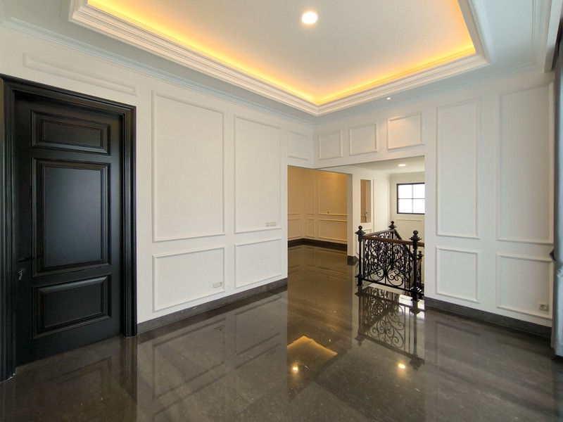 Rumah dalam cluster,ada swimming pool di Bintaro Jaya 7