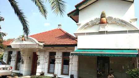  FOR SALE! RUMAH TINGGAL LOKASI STRATEGIS DI GEDUNG HIJAU PONDOK INDAH
