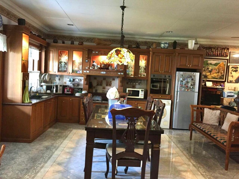  FOR SALE! RUMAH TINGGAL LOKASI STRATEGIS DI GEDUNG HIJAU PONDOK INDAH