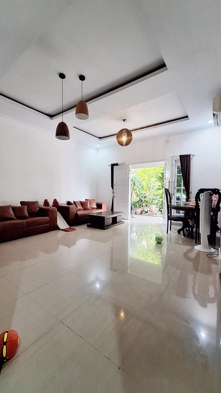 Rumah Jual Cepat siap huni , town house Dekat akses Tol Depok Antasari 