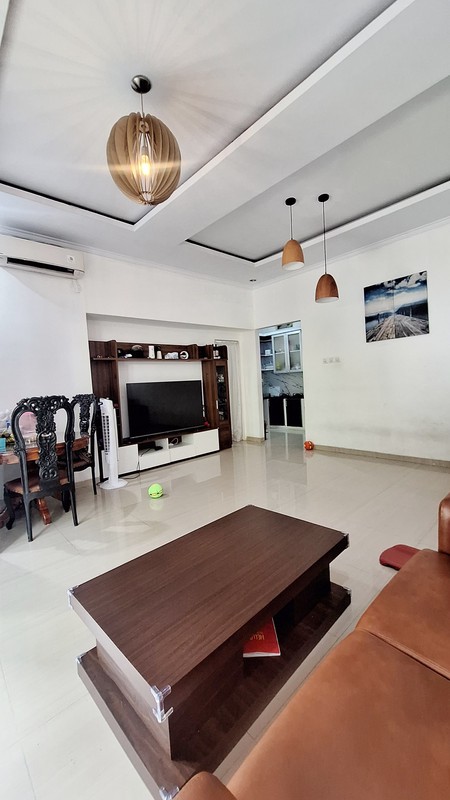 Rumah Jual Cepat siap huni , town house Dekat akses Tol Depok Antasari 