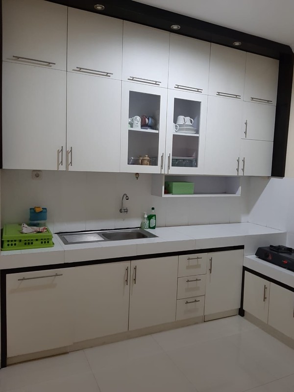 BENGKEL DAN KANTOR SELUAS 2000 METER PERSEGI, DI JL SORAGAN.