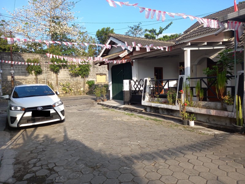 RUMAH TINGGAL SIAP HUNI, DI JL WATES KM 9.3, GAMPING, SLEMAN