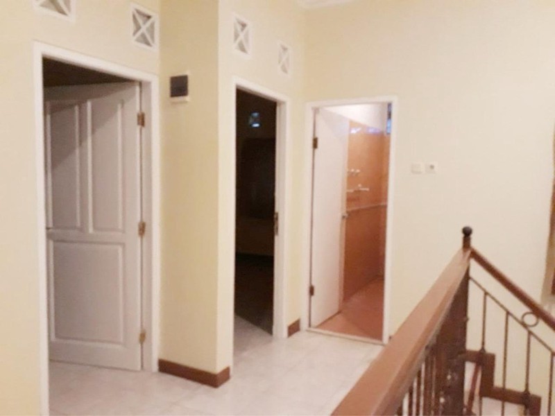 Rumah Bagus,dalam cluster  Di Kasuari Bintaro Jaya Sektor 9.